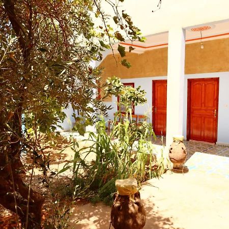 Gite D'Etape Ziz Oasis Achbarou Exterior photo